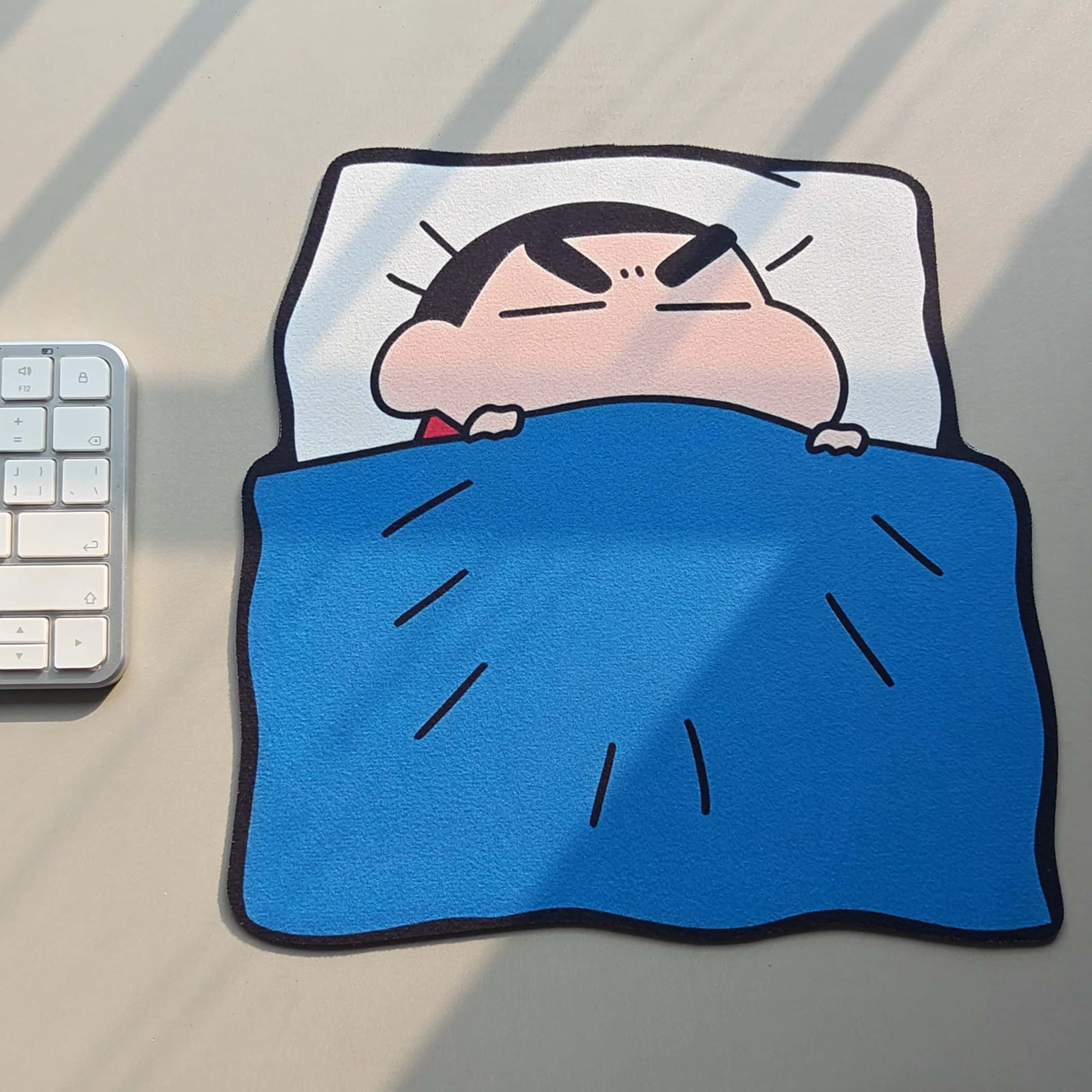 HOT Sale Cute Crayon Shinchan  - огляд і ціна Desk Setup Cozy